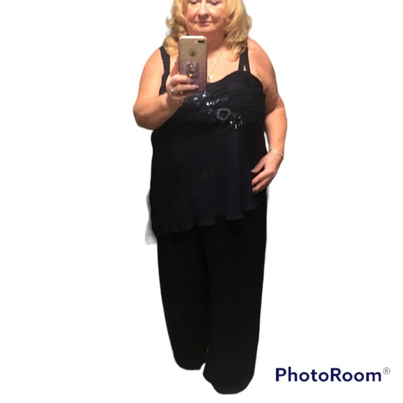 Plus Size 2X Two piece Navy Chiffon Embellished Pant Suit Formal Evening Party - Picture 1 of 14